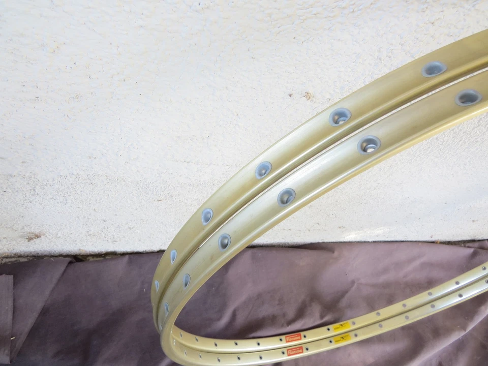 FIAMME SUPER CORSA COSER PEGAMENTO EN LLANTAS 700C 36 AGUJEROS CARRETERA PISTA ORO CLARO Foto 4 de 4