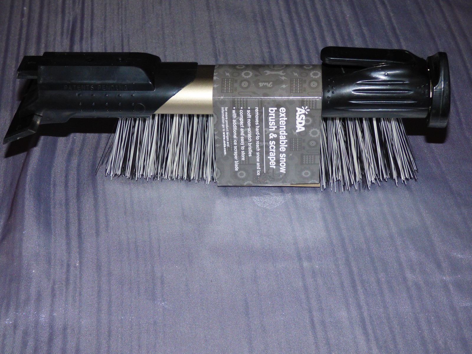 SNOW BRUSH AND SCRAPER EXTENDABLE CAR ICE PORTABLE GIFT WINTER FROST TELESCOPIC