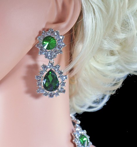 Fabulous Regal Style Necklace and Earrings Set - Picture 6 of 31