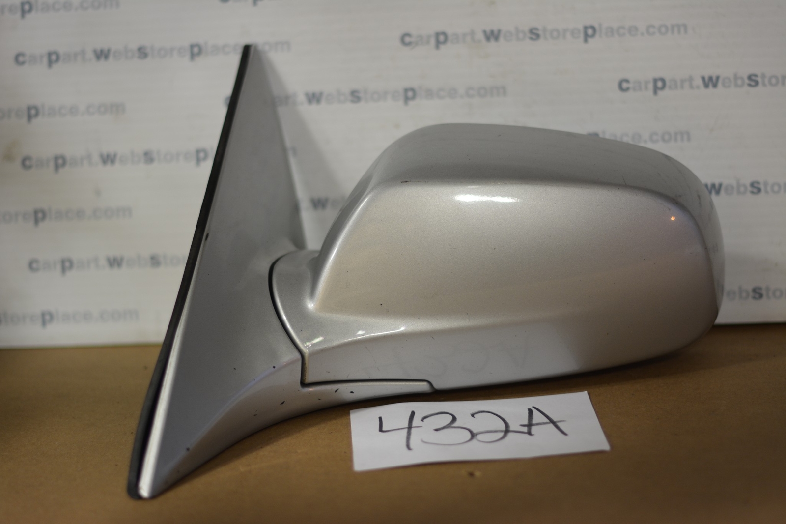 04 05 06 Suzuki Verona DRIVER side Mirror Used Power Heated Gray (432)