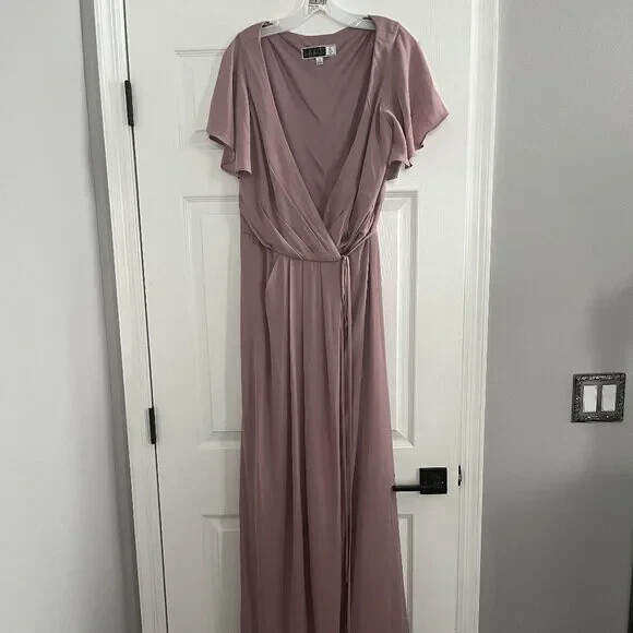 David's Bridal - Bridesmaid - Flutter Sleeve Wrap Dress / Quartz - Size 14 | eBay David's Bridal - Bridesmaid - Flutter Sleeve Wrap Dress / Quartz - Size 14 | eBay