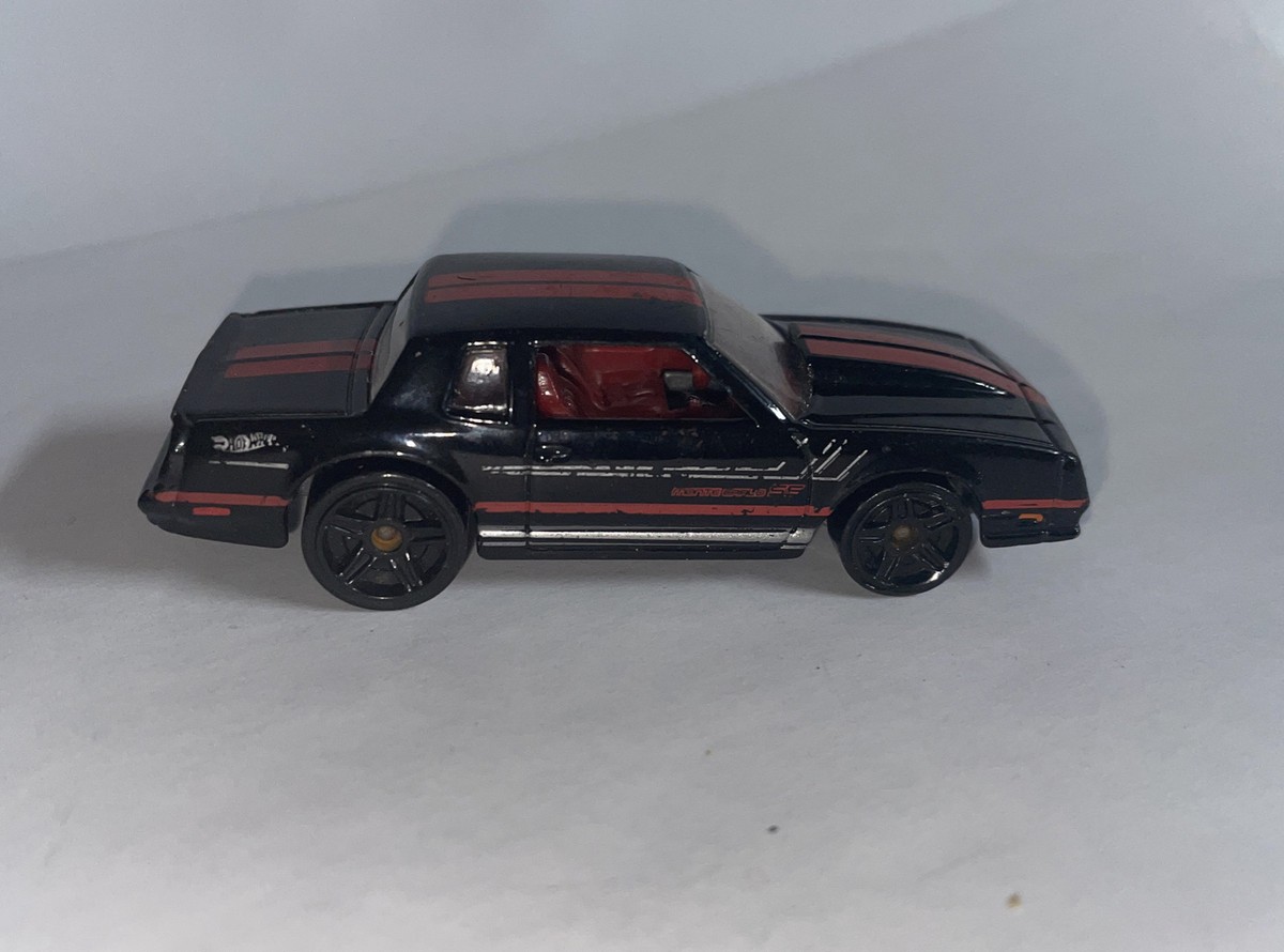 MATTEL R6455 1986 MONTE CARLO SS Black & Red Racing Stripes Hot