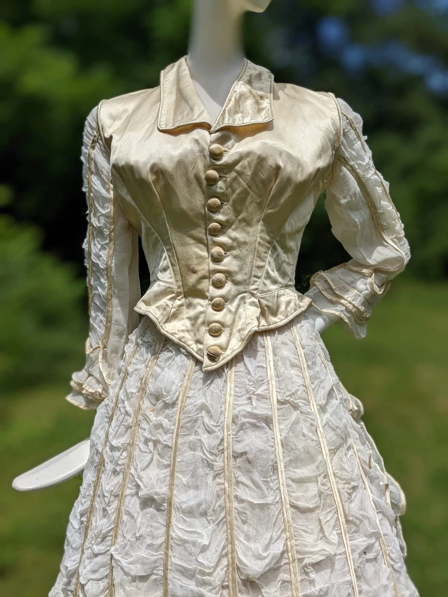 Cream clearance victorian dress
