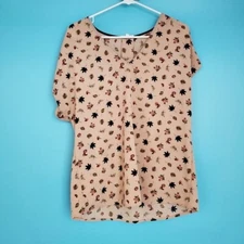 Pleione Women's Size Small Pink V-Neck Short Sleeve Forest Print Blouse