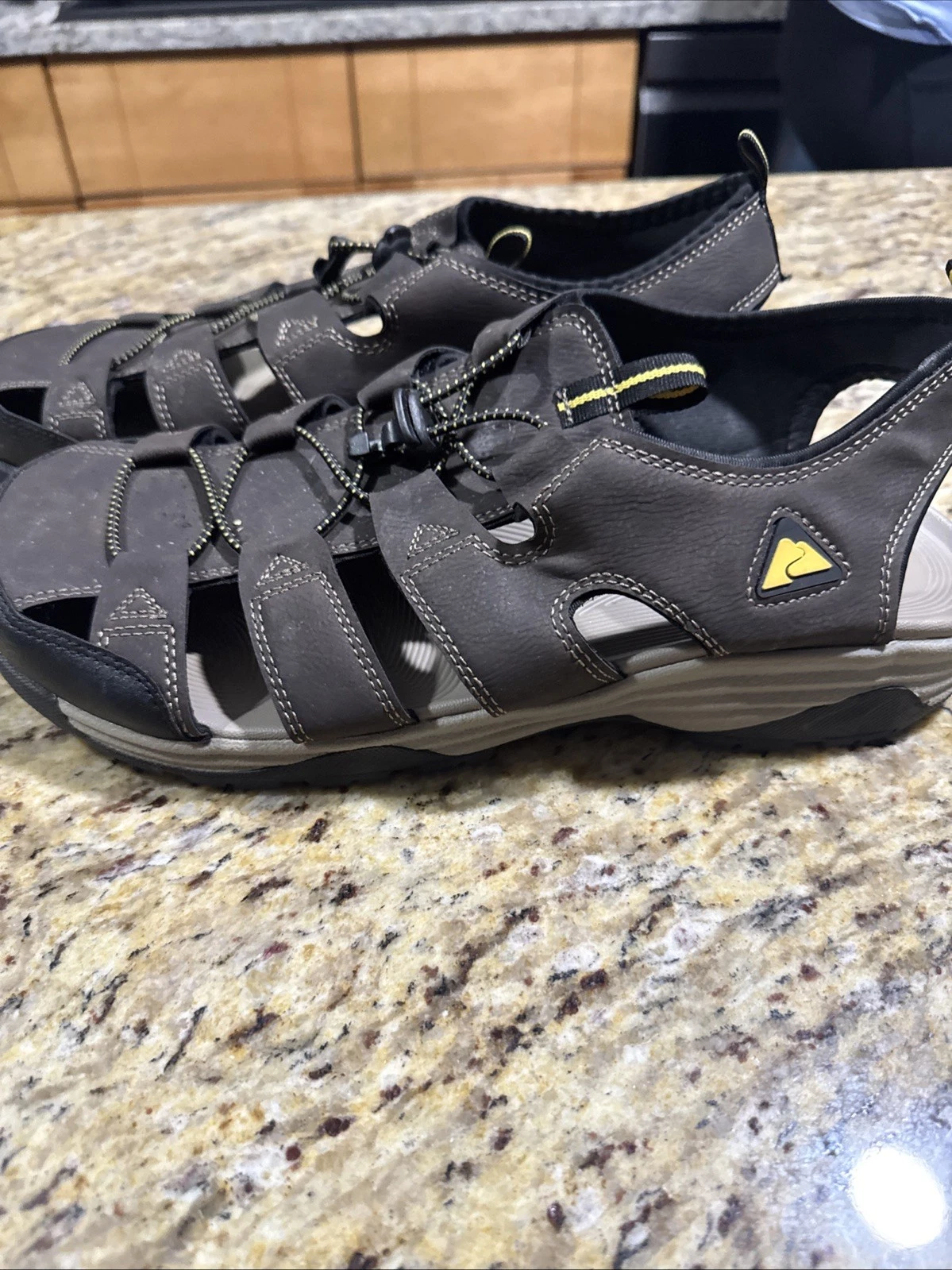 Mens Rugged Outdoor Sandals Ozark Trail Sz 13 Brown Athletic Slip On Sport Shoes