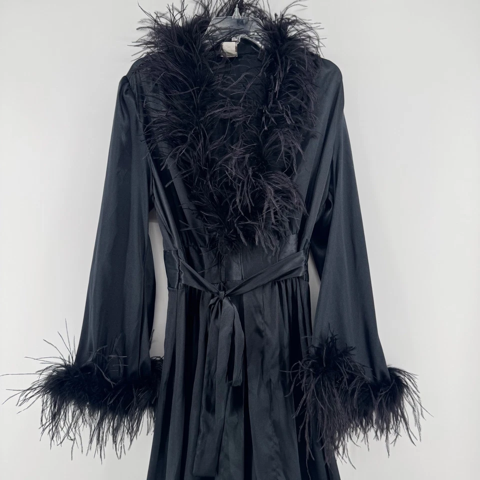 Shirley of Hollywood Negro Pluma Recortada Satén Bata Camisón L XL Glam Drag Foto 2 de 4