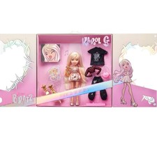 NEW Bratz x Karol G Collector Bichota Doll with 3 Outfits  Accessories IN HAND