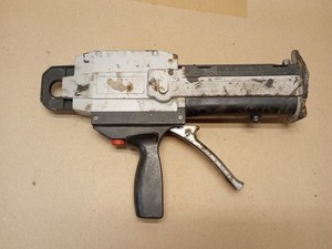 MIXPAC DM 200 0538 Manual Epoxy Glue GUN Adhesive Cartridge Dispenser