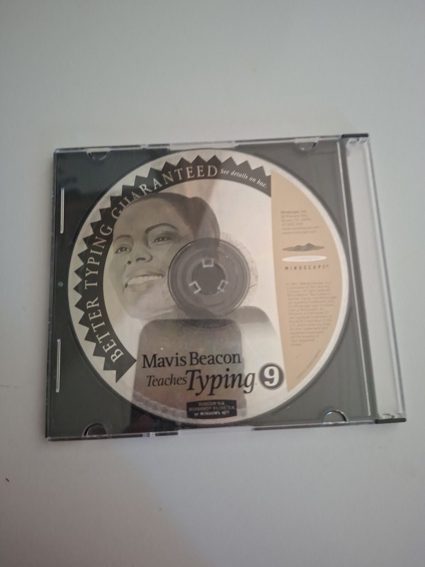Mavis Beacon Teaches Typing 9 - CD-ROM PC Game 1998 Mindscape Used Extra Clean