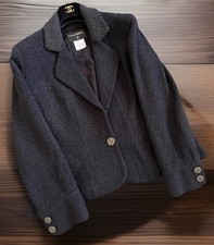 CHANEL 10A BLACK TWEED CC LOGO BUTTON JACKET BLAZER FR38 US6
