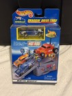 Vintage 1999 Hot Wheels Hot Rod Draggin' Drive-Thru Play Set '57 Chevy — photo 1