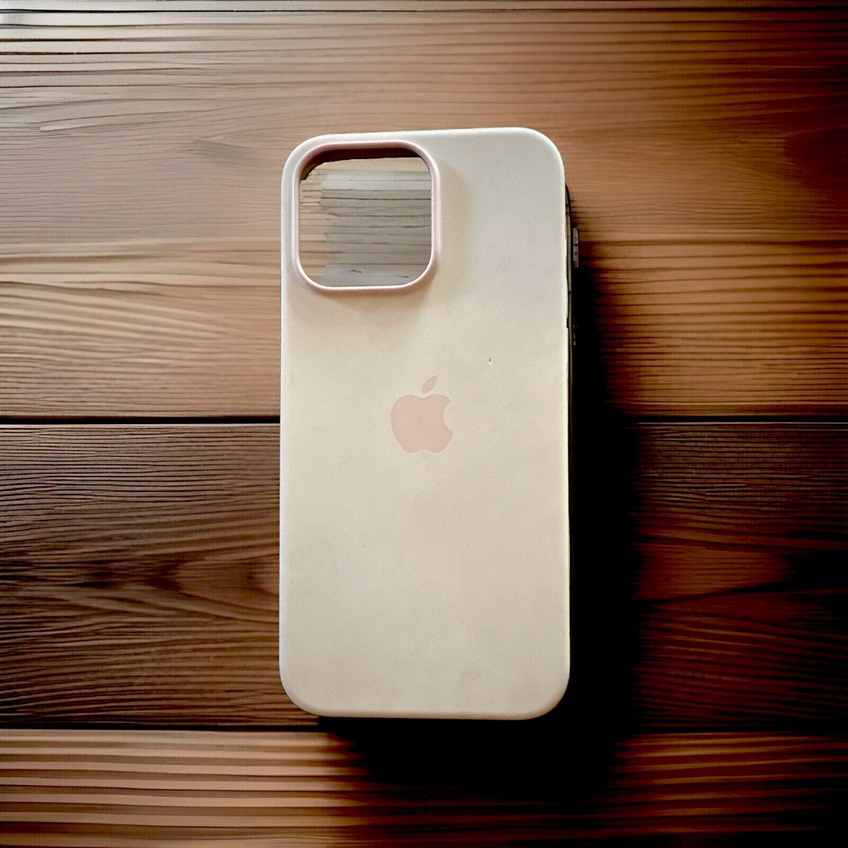 Apple iPhone 15 Pro Max Silicone Case with MagSafe Light
