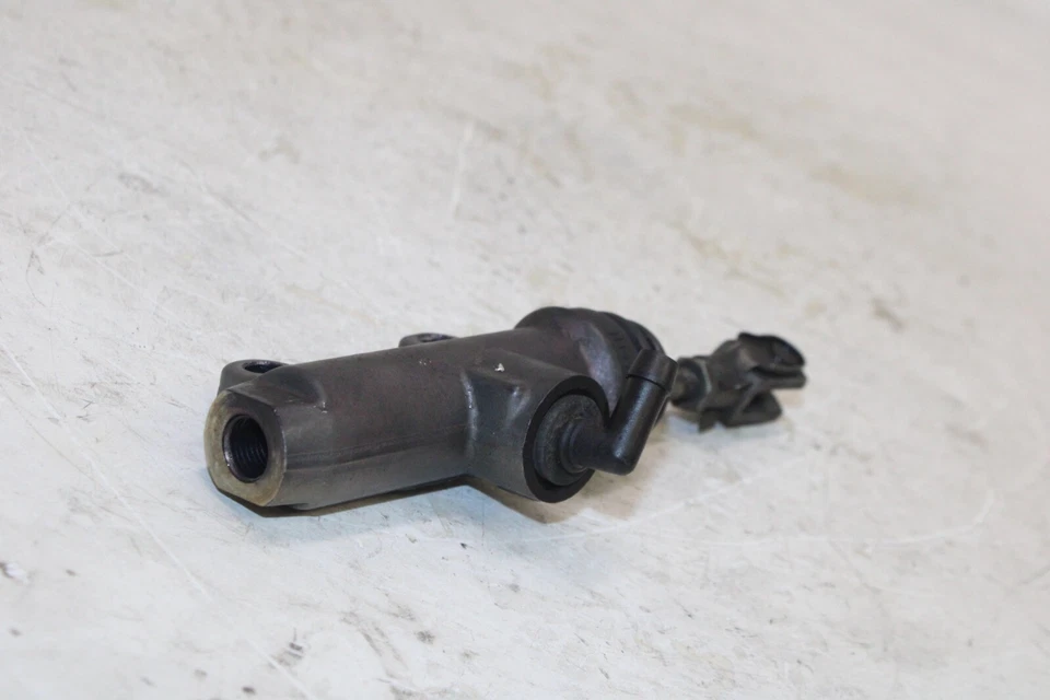 2005 BMW K1200S OEM REAR BACK BRAKE MASTER CYLINDER - Изображение 2 из 4