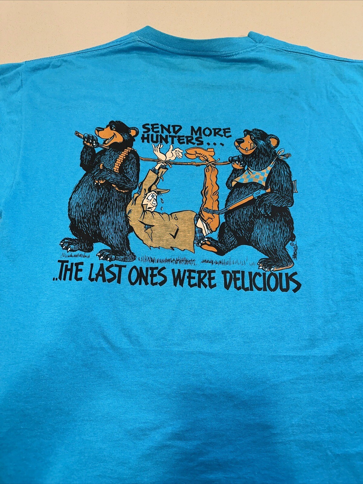 ALTRA T shirt vintage anni '90 ""Send More Hunters"" uomo taglia M orsi animali novità