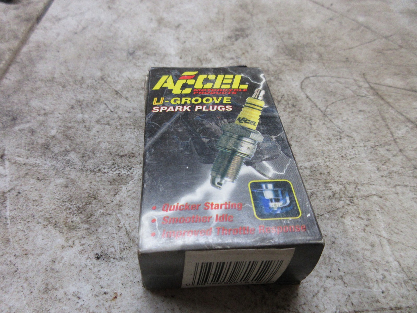 New Accel # 2417 Harley Davidson Shovelhead 1982/Later U-Groove Spark Plugs