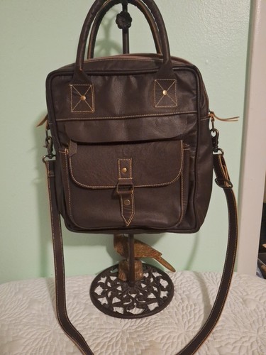 Pebbled Leather Messenger Bohemian Style By Bhrayna Bags