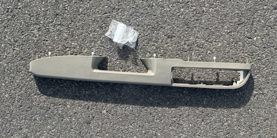 926-740 Reposabrazos Puerta Del Lado Del Conductor Delantero Izquierdo Gris 20874748 84127281 Foto 2 de 4