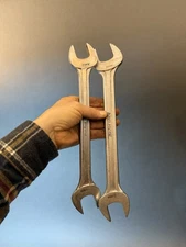 BLUE-POINT SUPREME TOOLS 27 x 29 MM & 28 X 32  METRIC OPEN END WRENCHES.