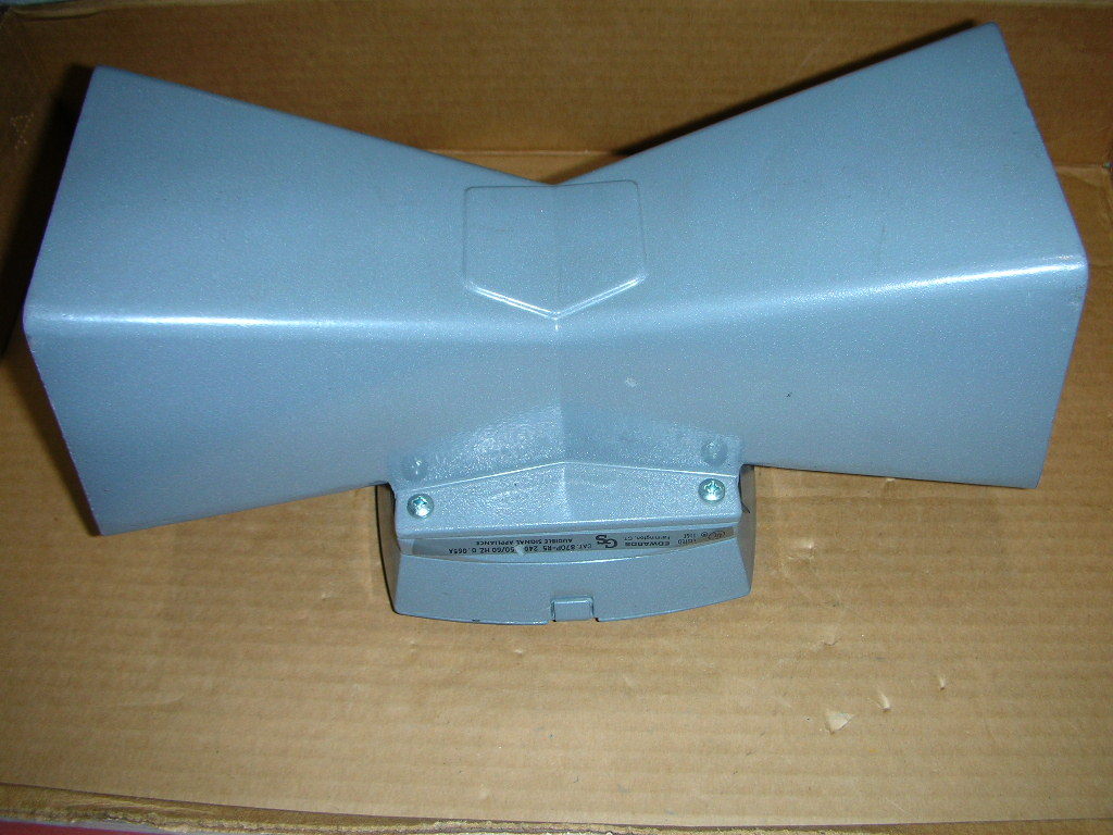 Foto 1 di 7