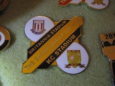 RARE OLD 2007 HULL CITY v STOKE CITY FOOTBALL CLUB (8) ENAMEL BROOCH PIN BADGE
