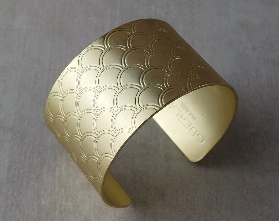 Bracelet Gourmette GUERLAIN PARIS En Métal Doré - Fabriqué En France - Occasion Excellent état