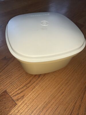 VINTAGE Tupperware Microwave Steamer Square Serving Bowl 2 Part Set #888-9   tb