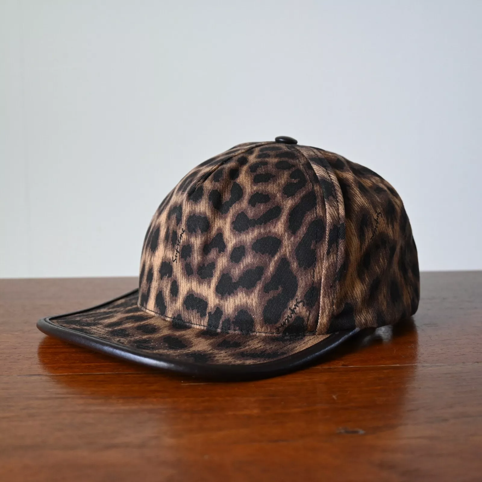 Chapeau de camp 5 panneaux sergé coton léopard SUPREME vintage S/S