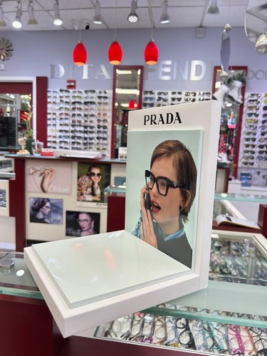 Vetrina PRADA nuova autentica con foto - Foto 3 di 4