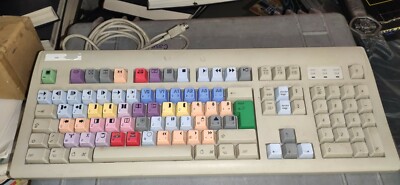 Clavier Apple – Connexion PS/2 (occasion) – Marque Avid ? – Fonctionnel