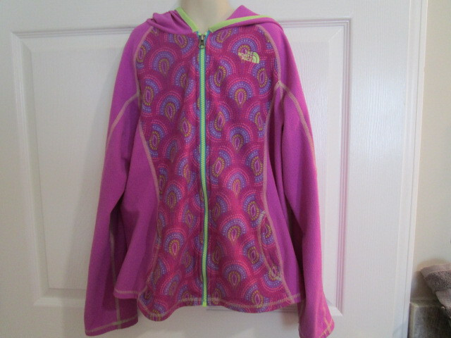 The North Face Girls Size 14/16 Purple Hooded Jacket.  SALE!!