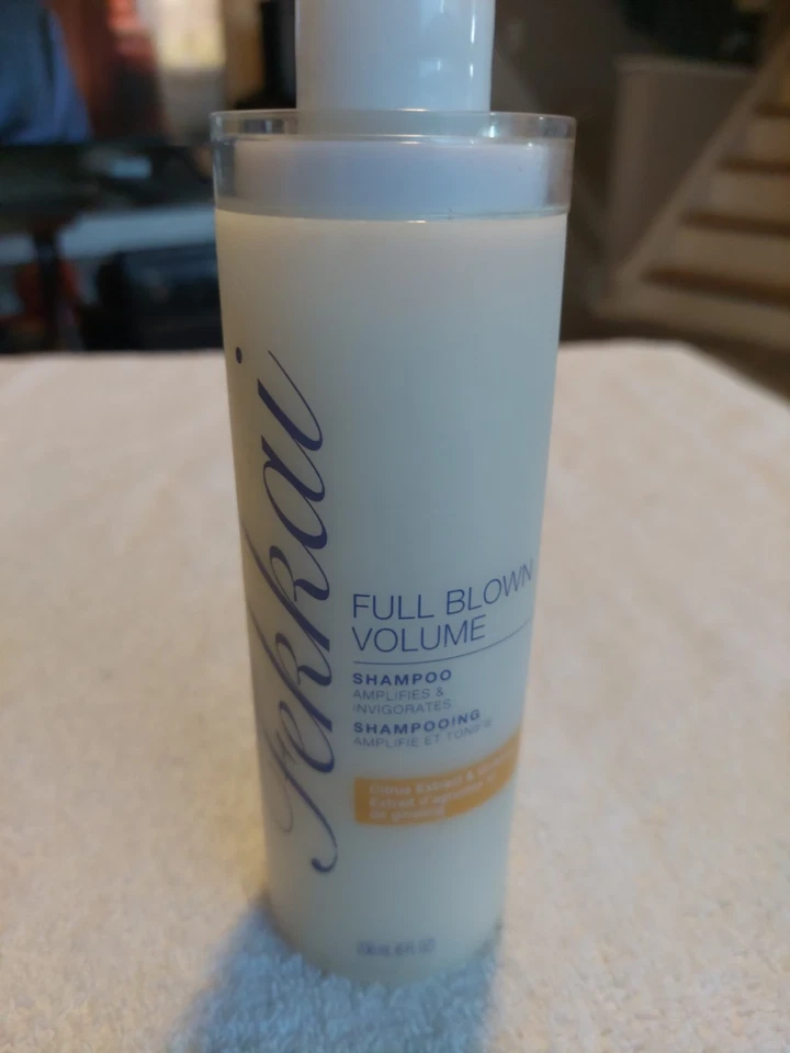 Champú Fekkai volumen completo extracto cítrico y ginseng 8 oz Foto 3 de 4