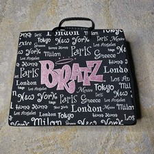Bratz World Tour Travel Fashion Doll Carrying Case Black Bag Vintage 2003 MGA
