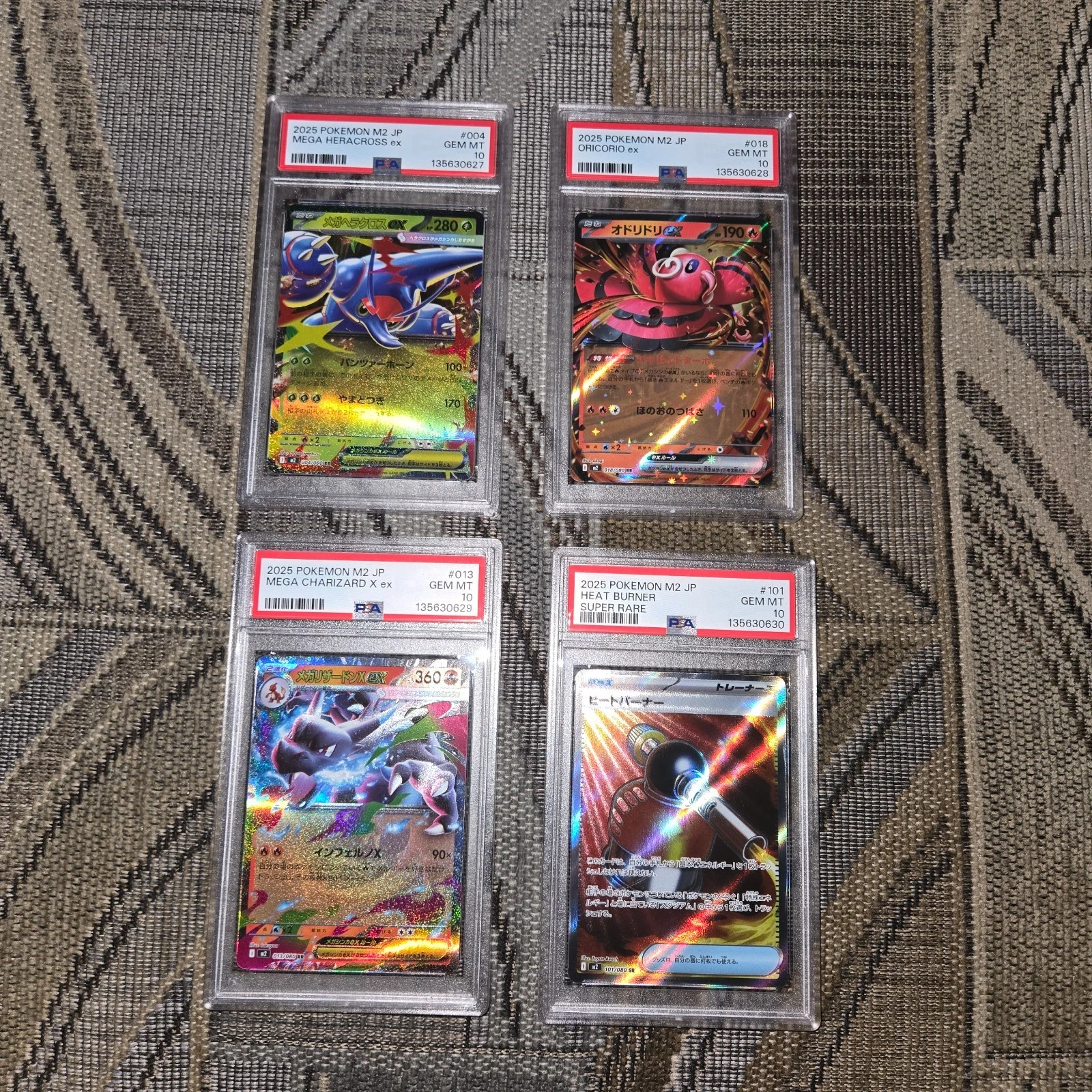 4 SEQUENTIAL PSA 10 CHARIZARD POKEMON CARDS
