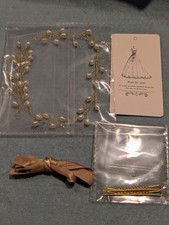 Bridal Gold-wire Hair Vine features Delicate White Faux Pearls