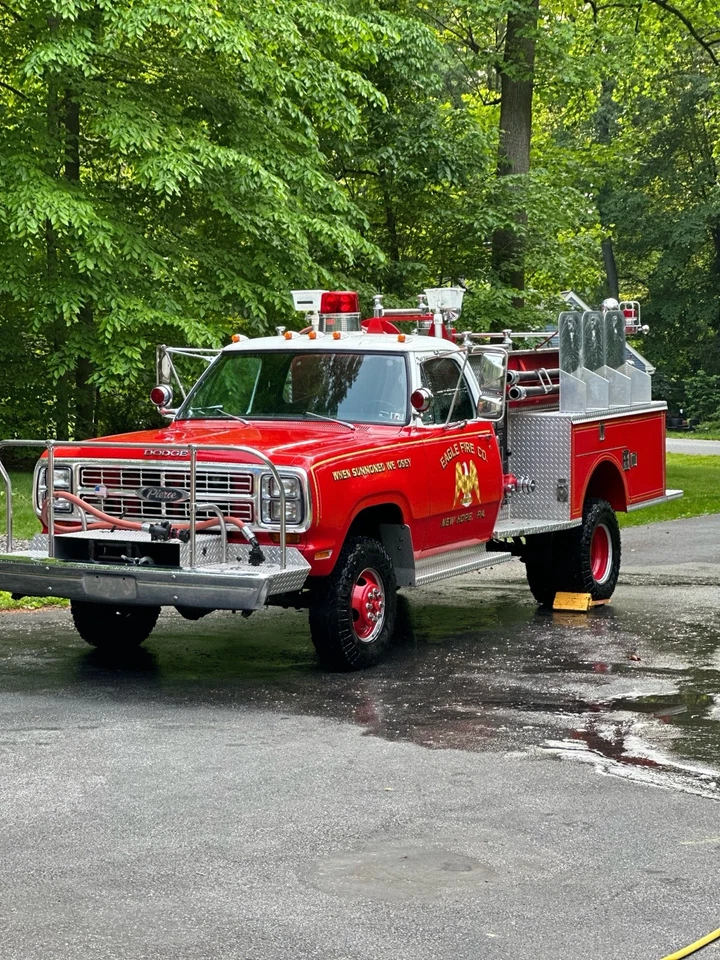 Dodge Power Wagon W400 1979 Foto 4 de 4