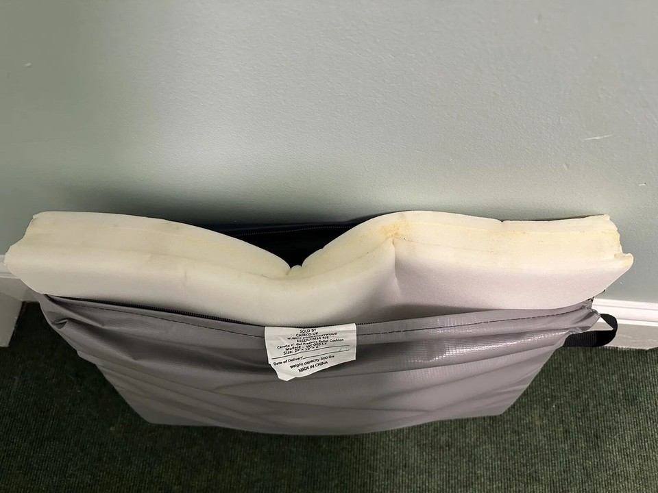 CareCo 2” Gel Pressure Relief Seat Cushion Removed From Packaging