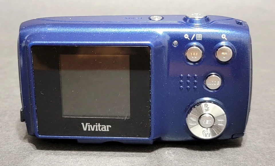 Vivitar Vivicam 5118 5.1 MP Digital Camera f=5.1mm F2.8 Blue - Image 2 of 4