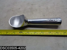 1016 Zeroll Original Ice Cream Scoop 034536010165