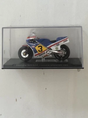 Honda NS500 Freddie Spencer 1983 Model Motorcycle (1:24) with Case - Image 1 of 2