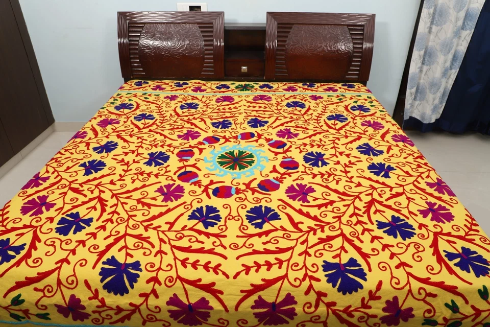 Cotton suzani bedspread for bed, tablecloth, wall hanging - Image 2 of 3