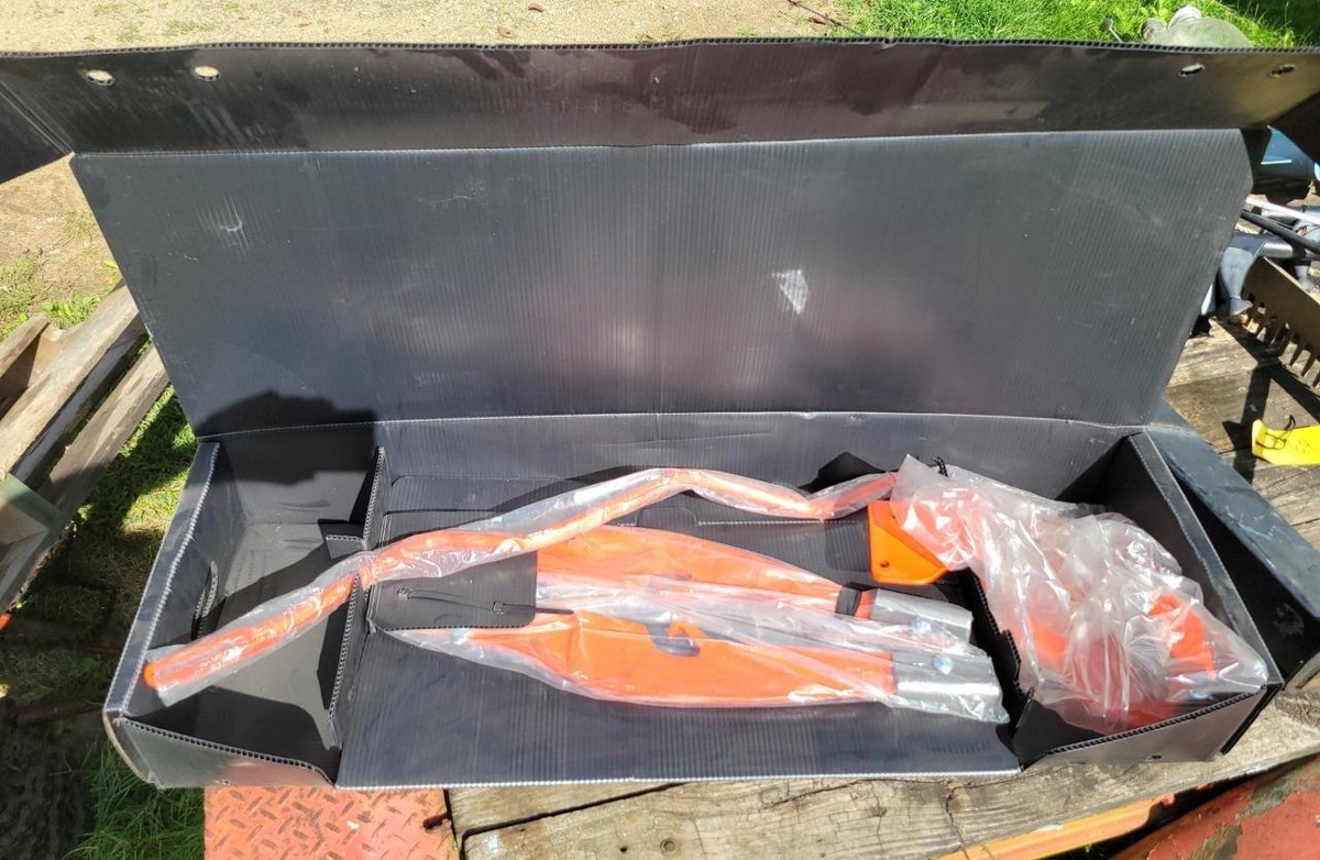 Kubota Swift-tach Kit For ROPS Tractor Part Number B2386 Box 2 of