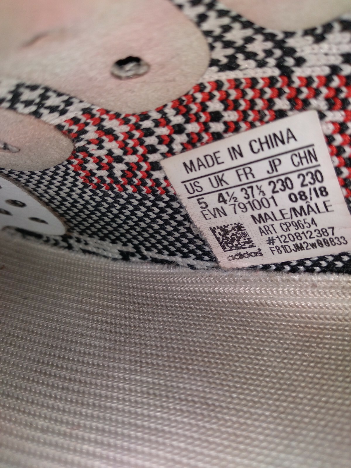 yeezy zebra inside tag