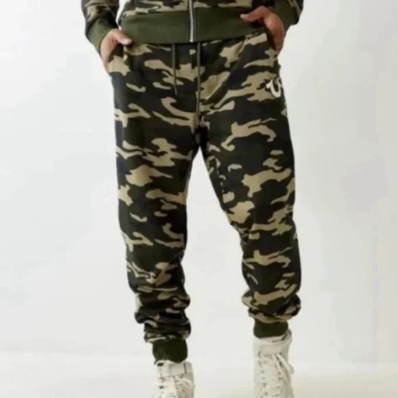 129 True Religion Green Camo HS Puff Joggers Fleece Size Medium