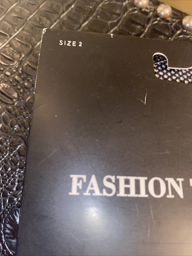 Kohls modische Strumpfhosen Größe 2 neu mit Etikett unverbindliche Preisempfehlung des Herstellers 16 $ - Bild 2 von 5