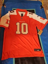 Ultimate Denver Broncos Collector and Super Fan Gift Guide 52