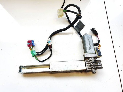 0390201952 Fahrersitz Stellmotor+ 0095878 BMW 7-Series DE2037830-28