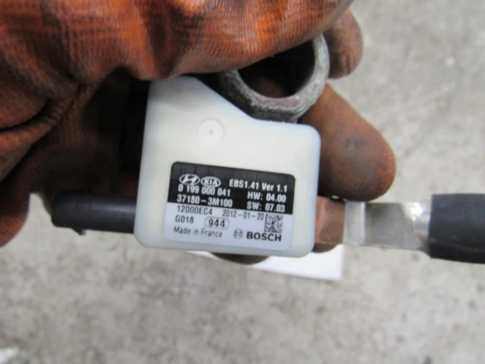 2011 Hyundai Equus battery ground terminal temperature sensor wire cable -ve OEM Foto 3 de 4
