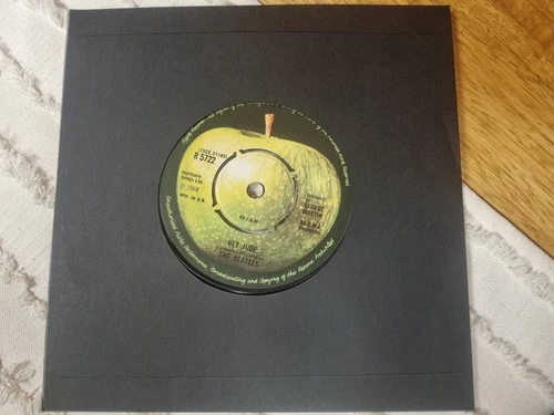 THE BEATLES - Hey Jude 7" Apple Records