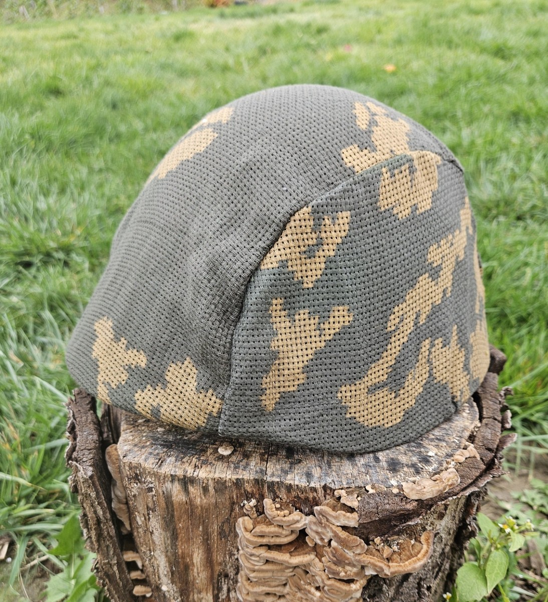 虹*ス様 【Euro vintage】ロシア軍スナイパーシャツKZS メッシュ RUSSIAN SOVIET KZS CAMOUFLAGE COVER FOR HELMET SSH 68 40 HELMET