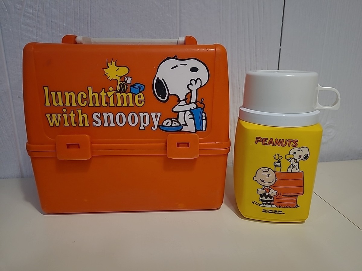 Vintage 1965 Lunch Time with Snoopy Peanuts Lunch Box Orange KST